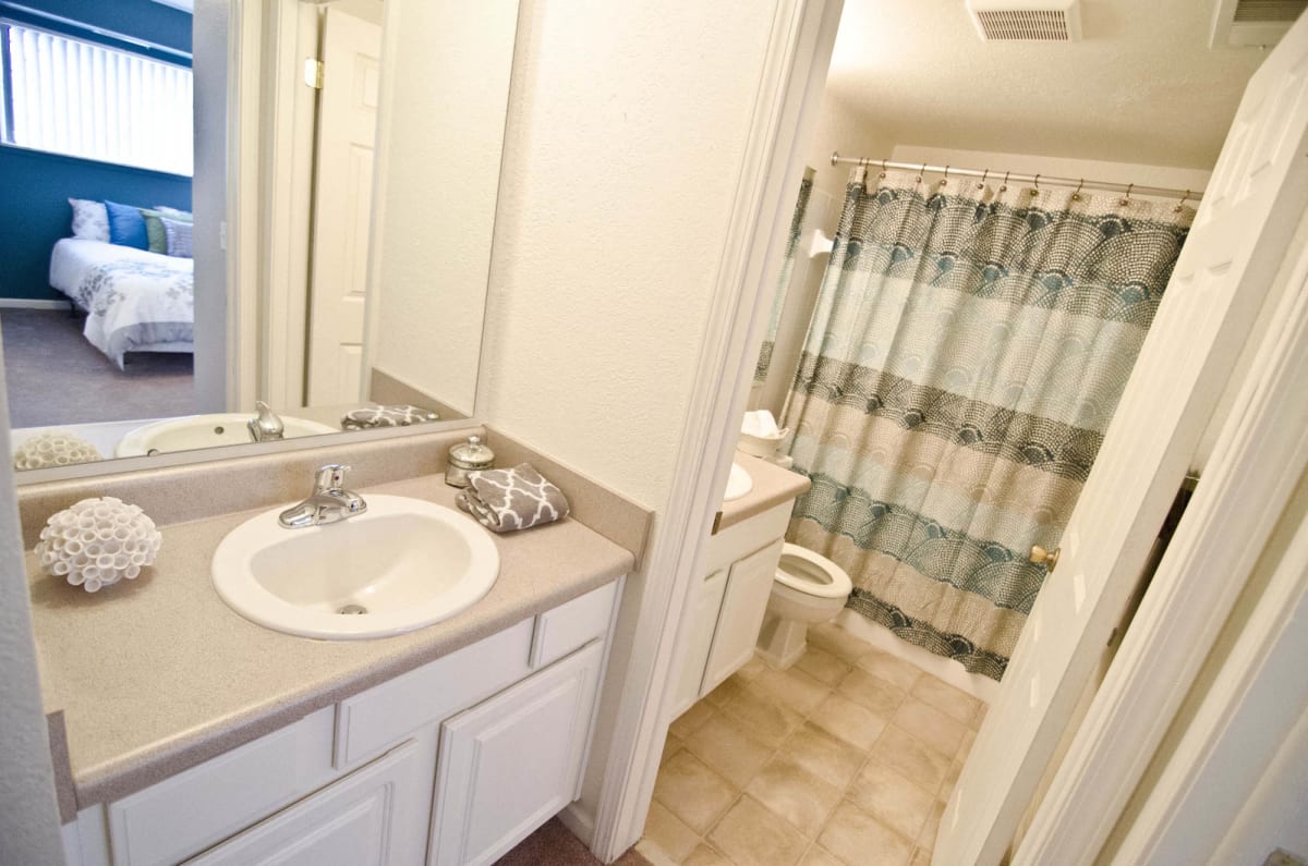 Photos and Video of Glenwood Apartments in East Lansing, MI